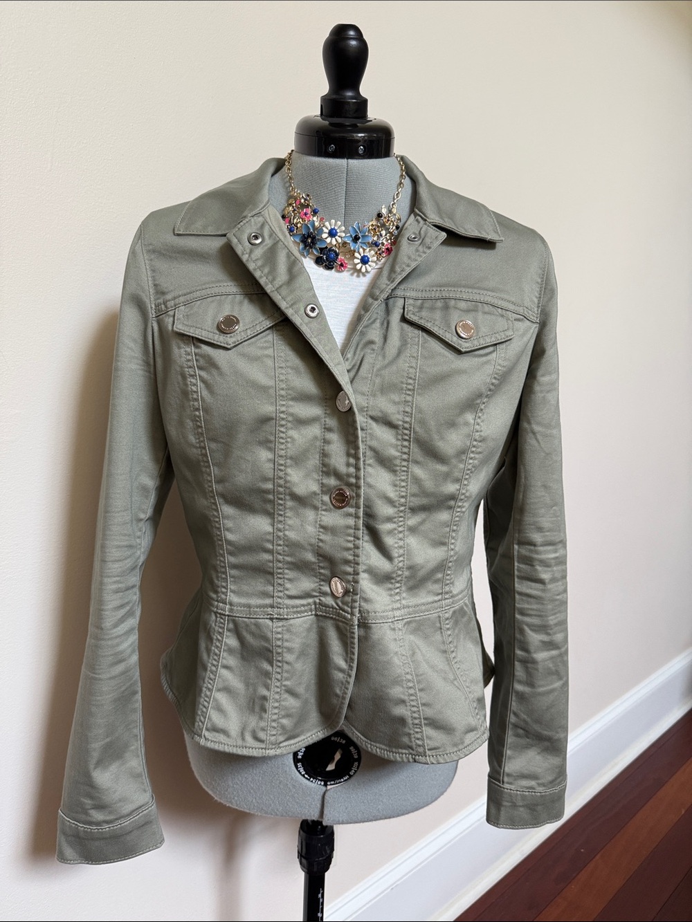White House Black Market Olive Green Tailored Jean Jacket size6